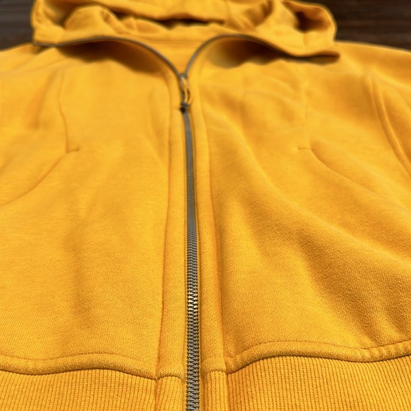 Lululemon Scuba Hoodie *Light Cotton Fleece
Vivid Amber (First Release) - Picture 2 of 4